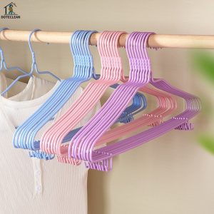 colorful anti slip clothes hanger