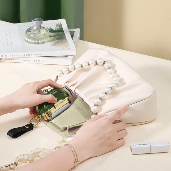 "shell shaped portable pendant with rope" manual compact bristle roller